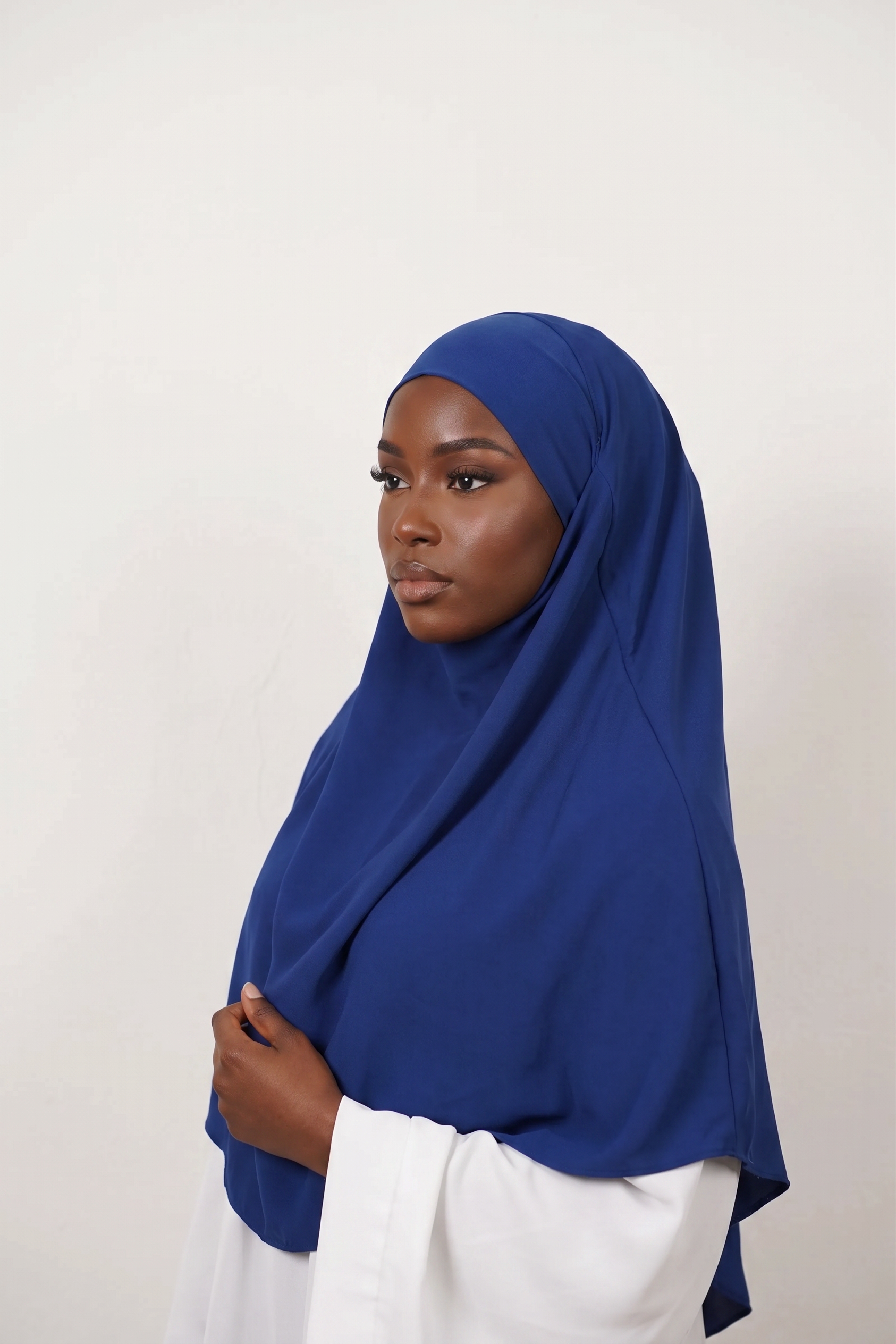 Royal Sapphire Luxury Crystal Hemp Khimar